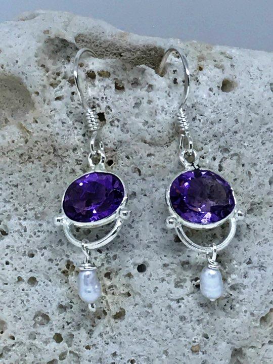 Amethyst and Pearl Elegant Earrings - Image 6