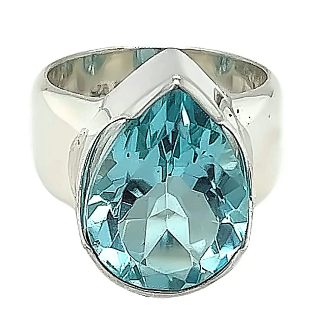 Aquamarine Quartz Mahtava Ring - Image 4