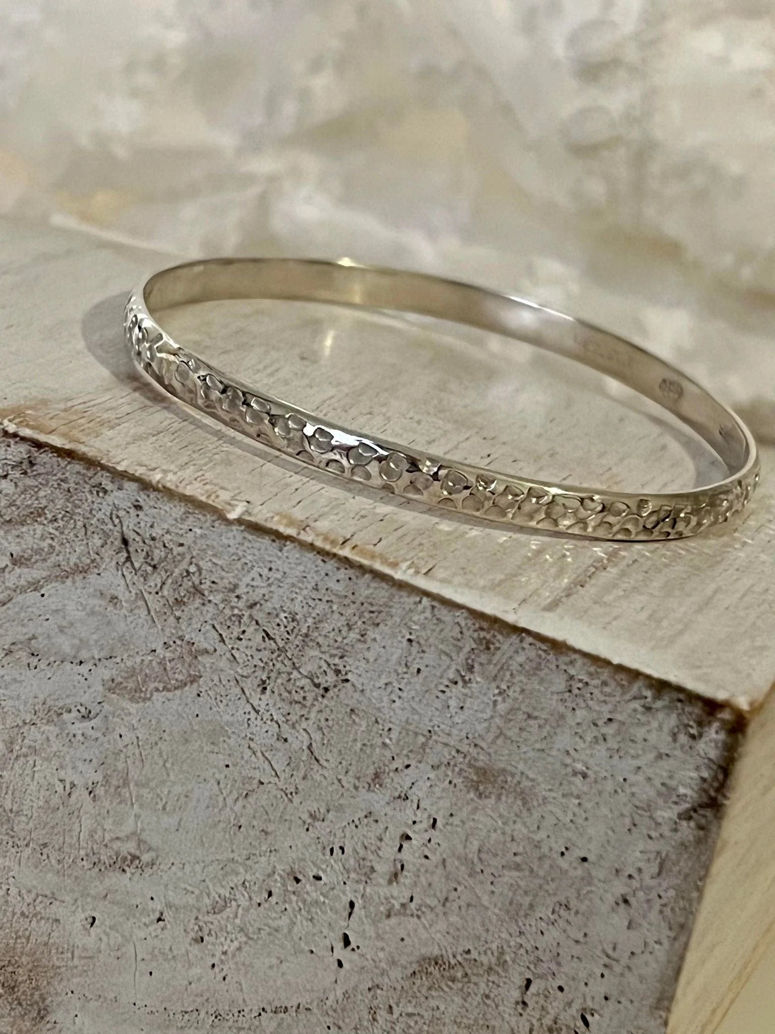 Beaten Bangle 5 MM - Image 7