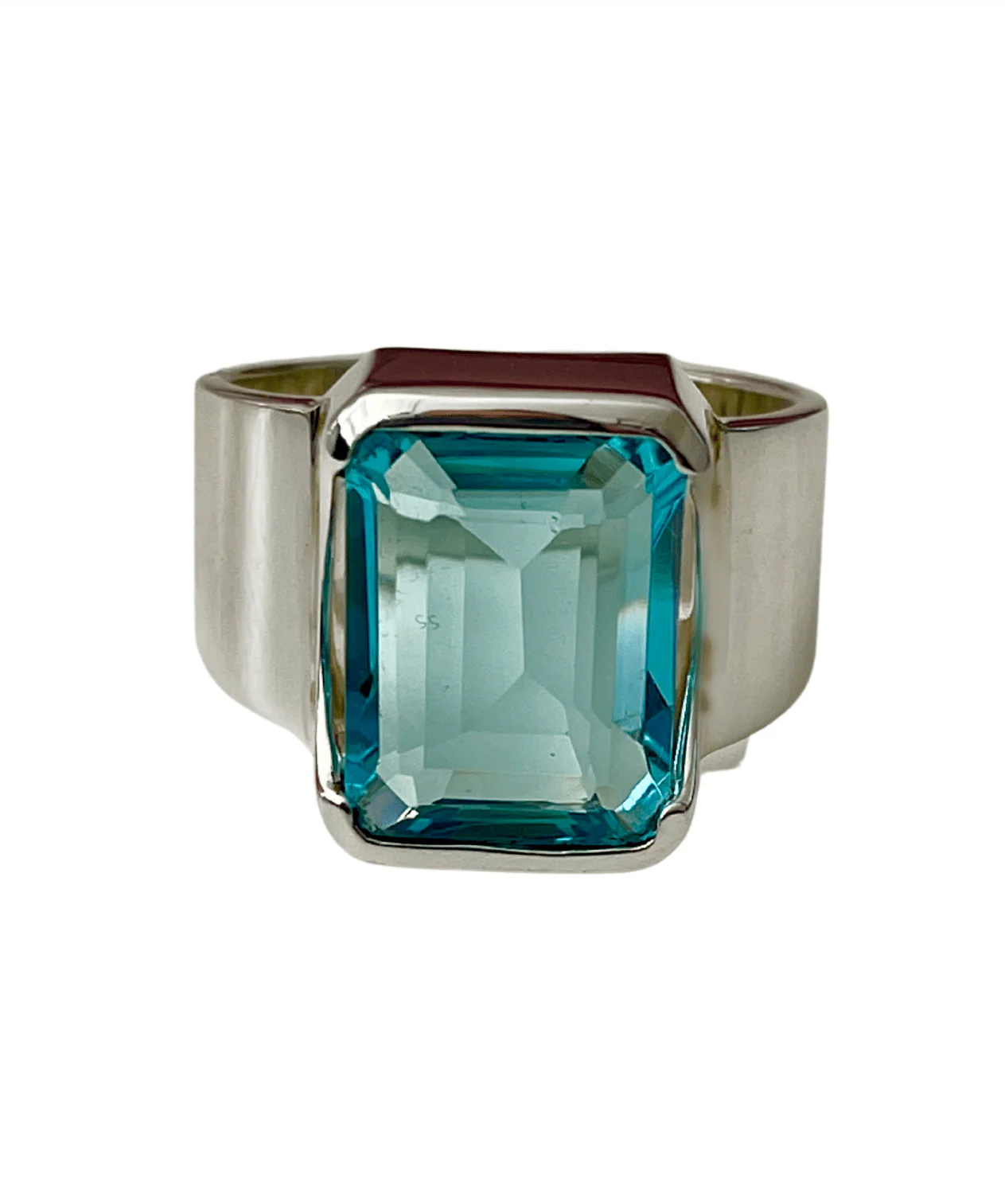 Bold Aquamarine Ring - Image 10
