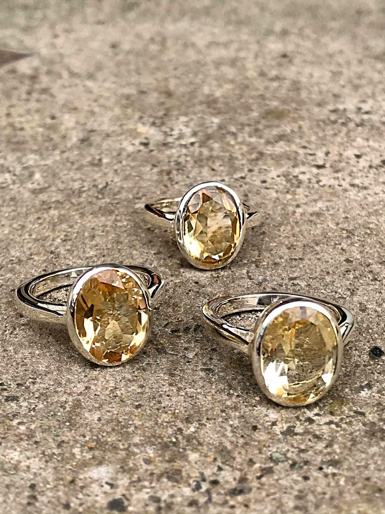 Citrine Ring - Ovale Collection - Image 11