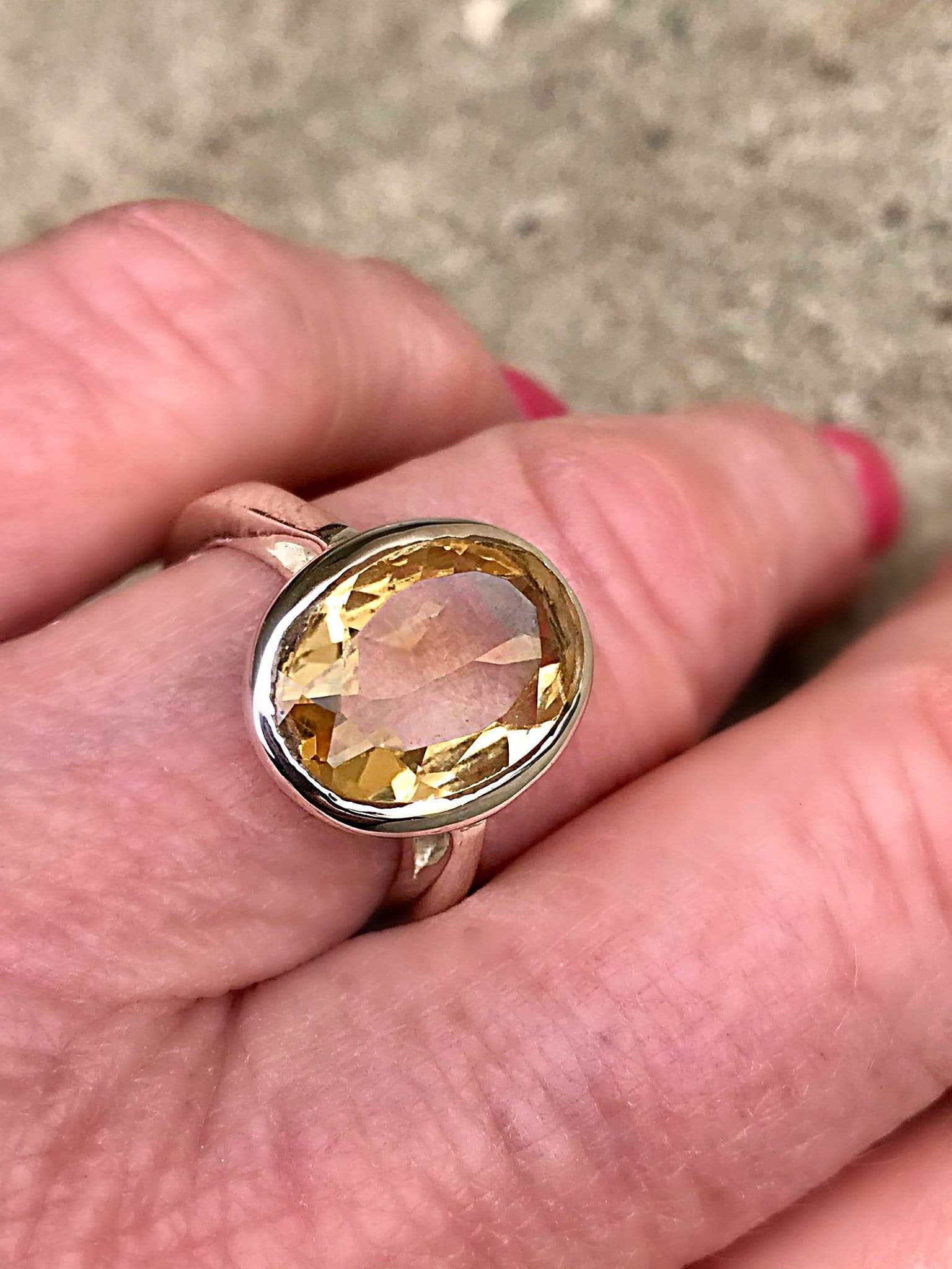 Citrine Ring - Ovale Collection - Image 7