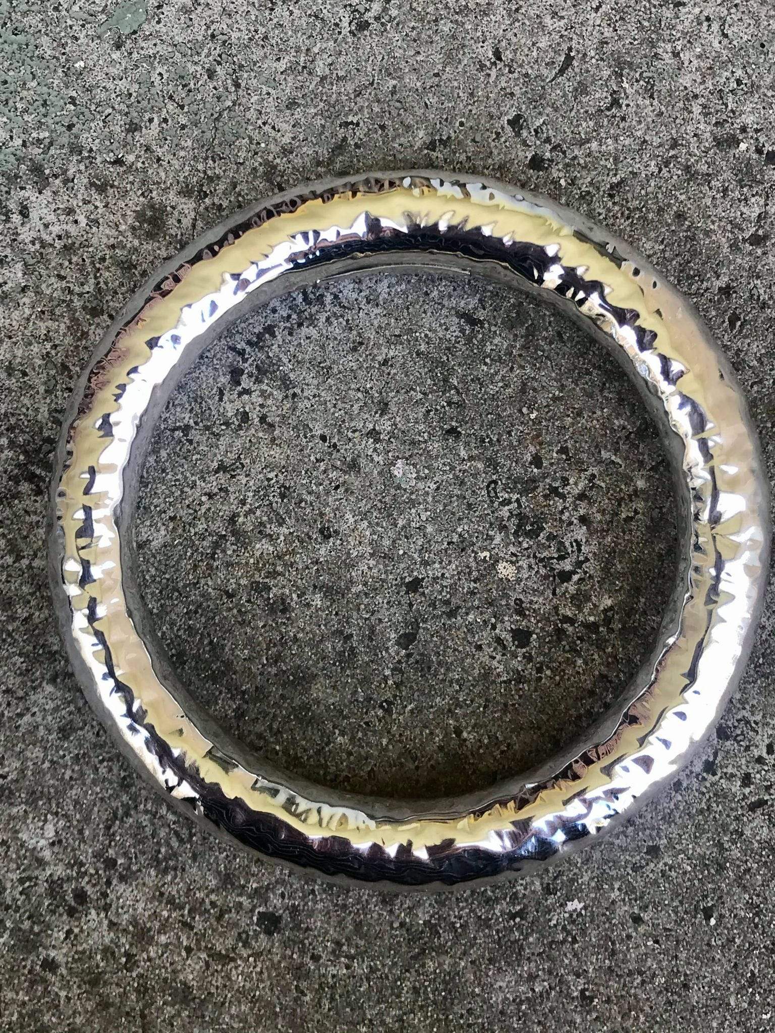 Contempo Beaten Bangle 14 MM - Image 7
