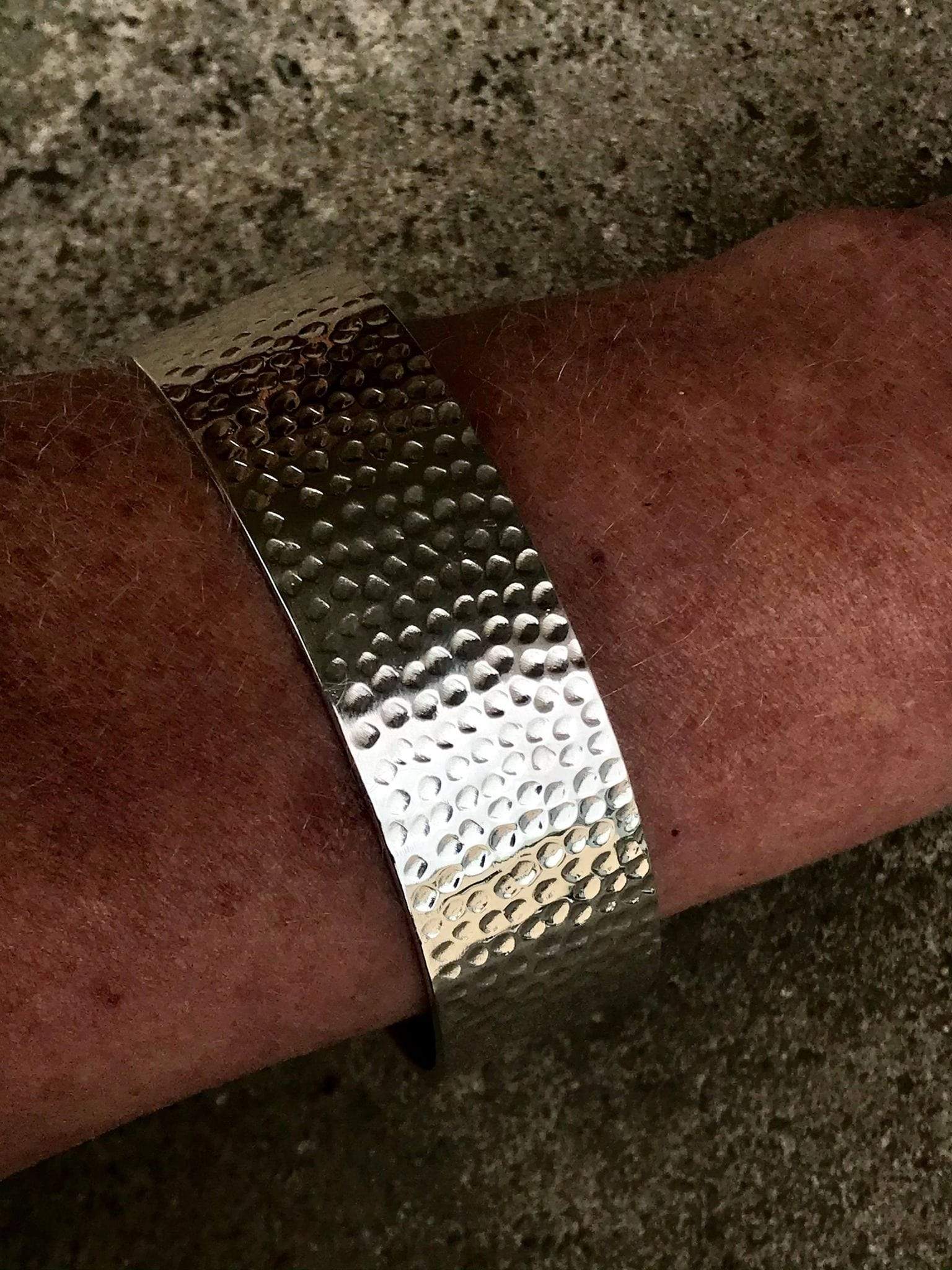 Contempo Collection Hammered Bangle - Image 9