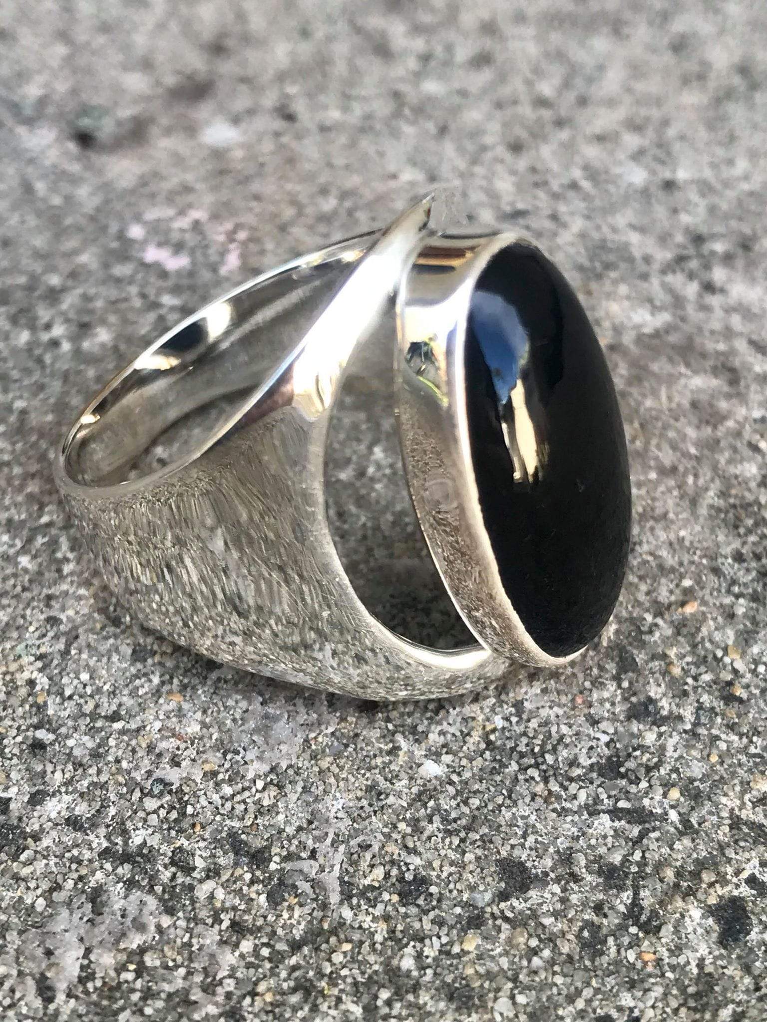 Earth Stone Onyx Ring - Image 4