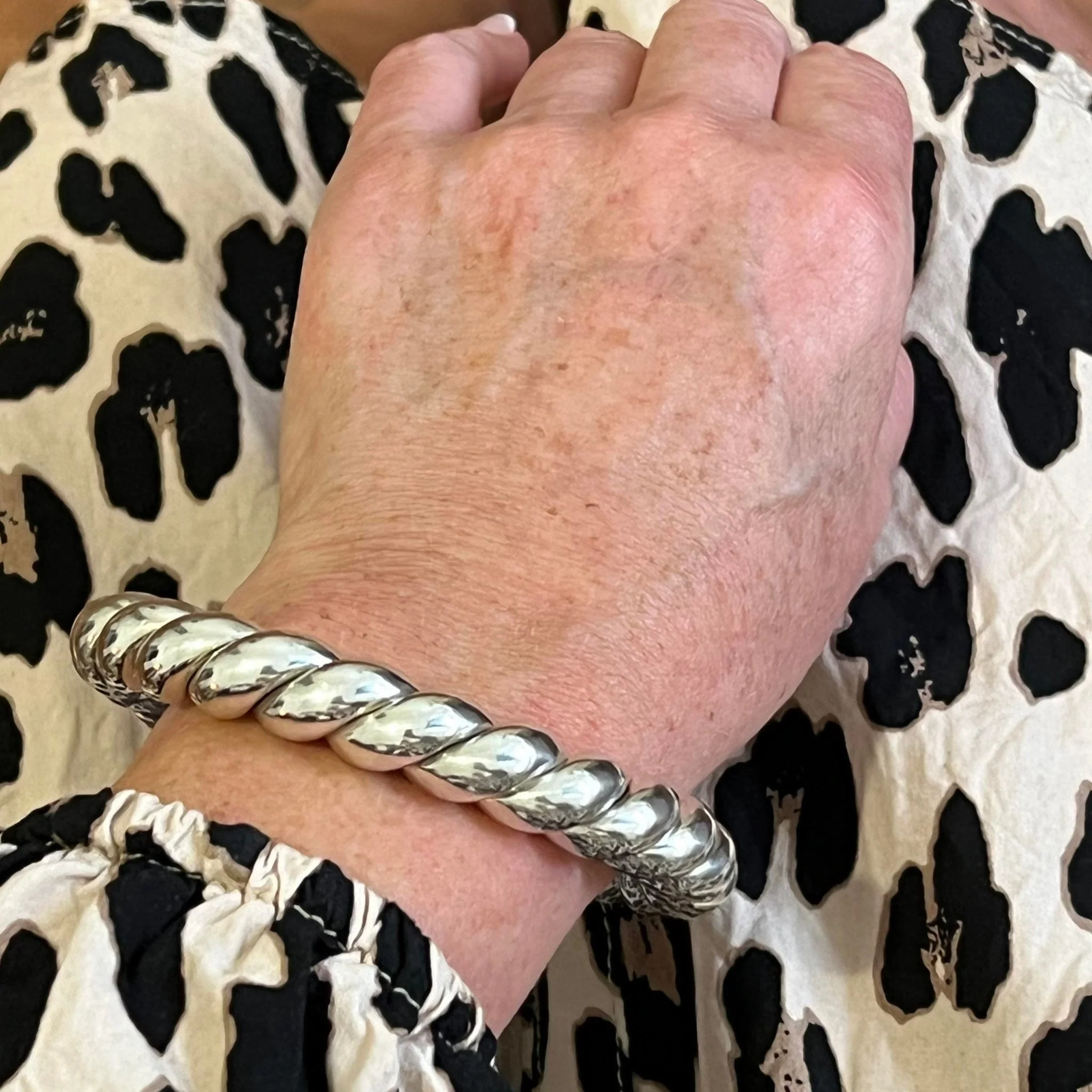 Entwined Bangle - Image 5