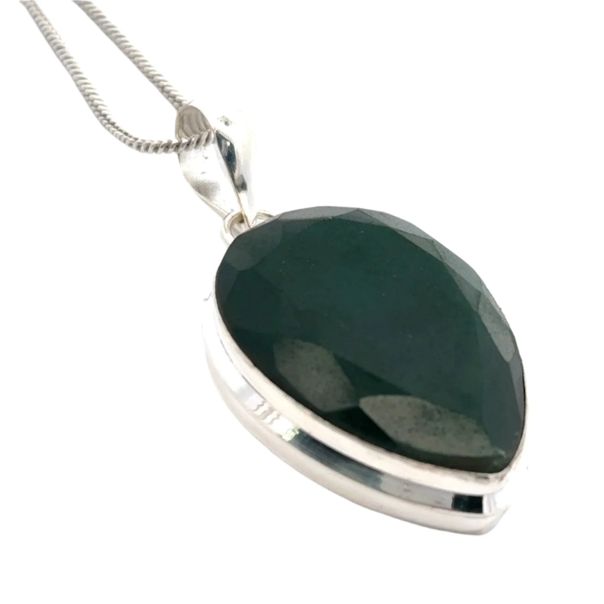 Natural Emerald Pendant - Image 9