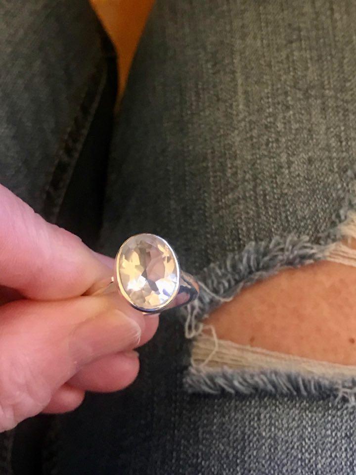Ovale Crystal Quartz Ring - Image 5