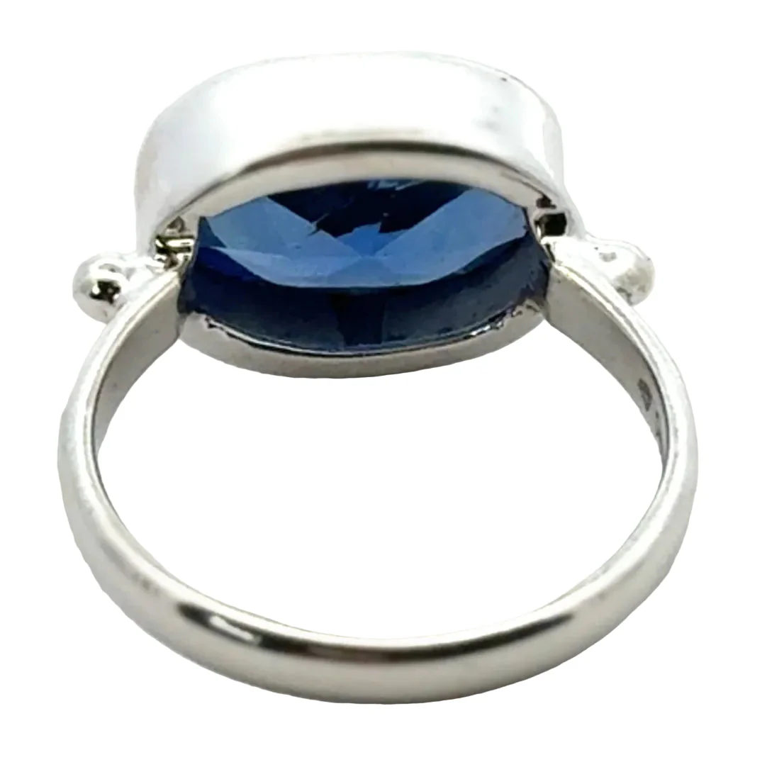 Sparkly Sapphire Quartz Eclipse Ring - Image 3