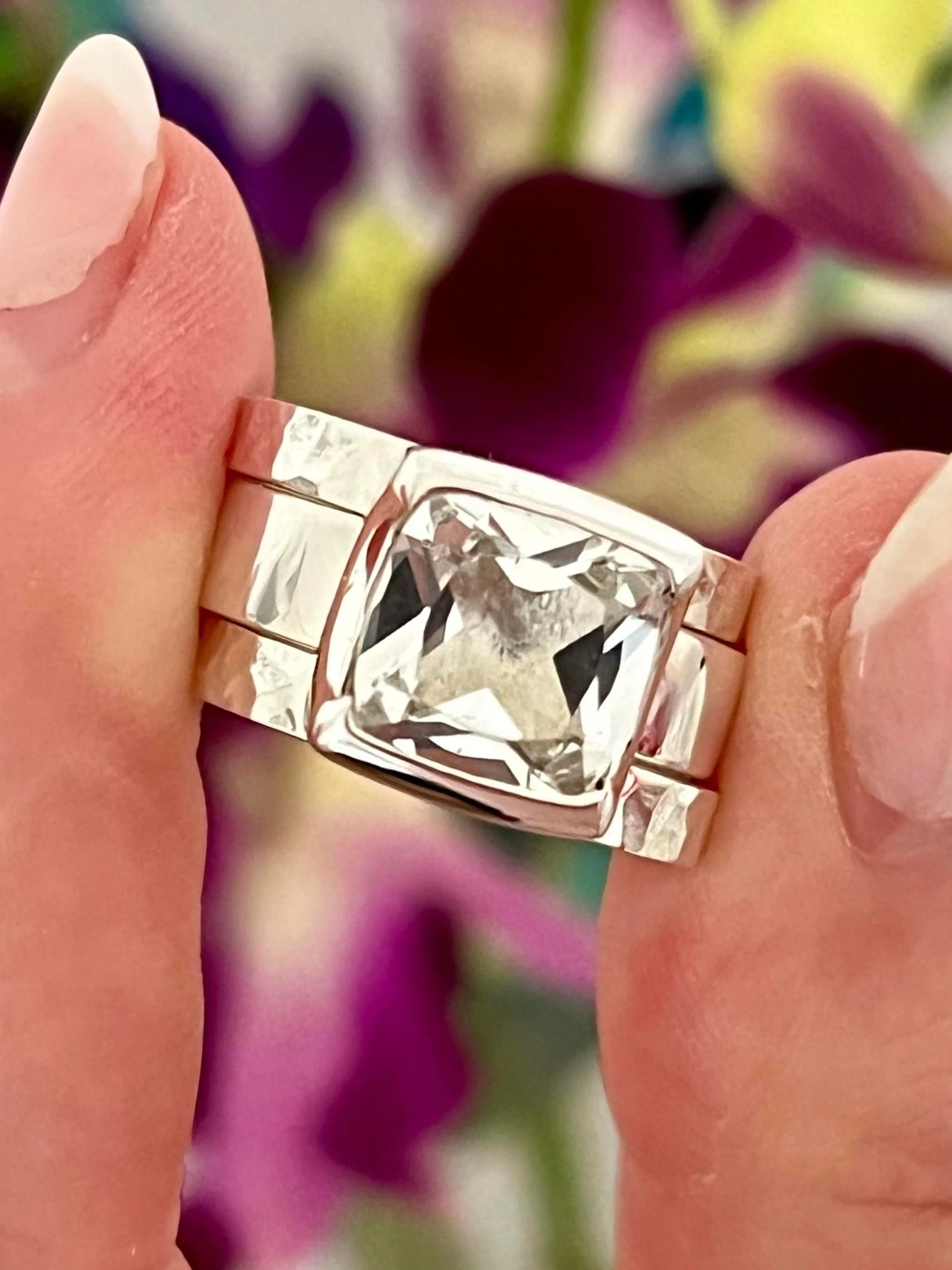 WHITE TOPAZ TRILOGY RING - Image 7